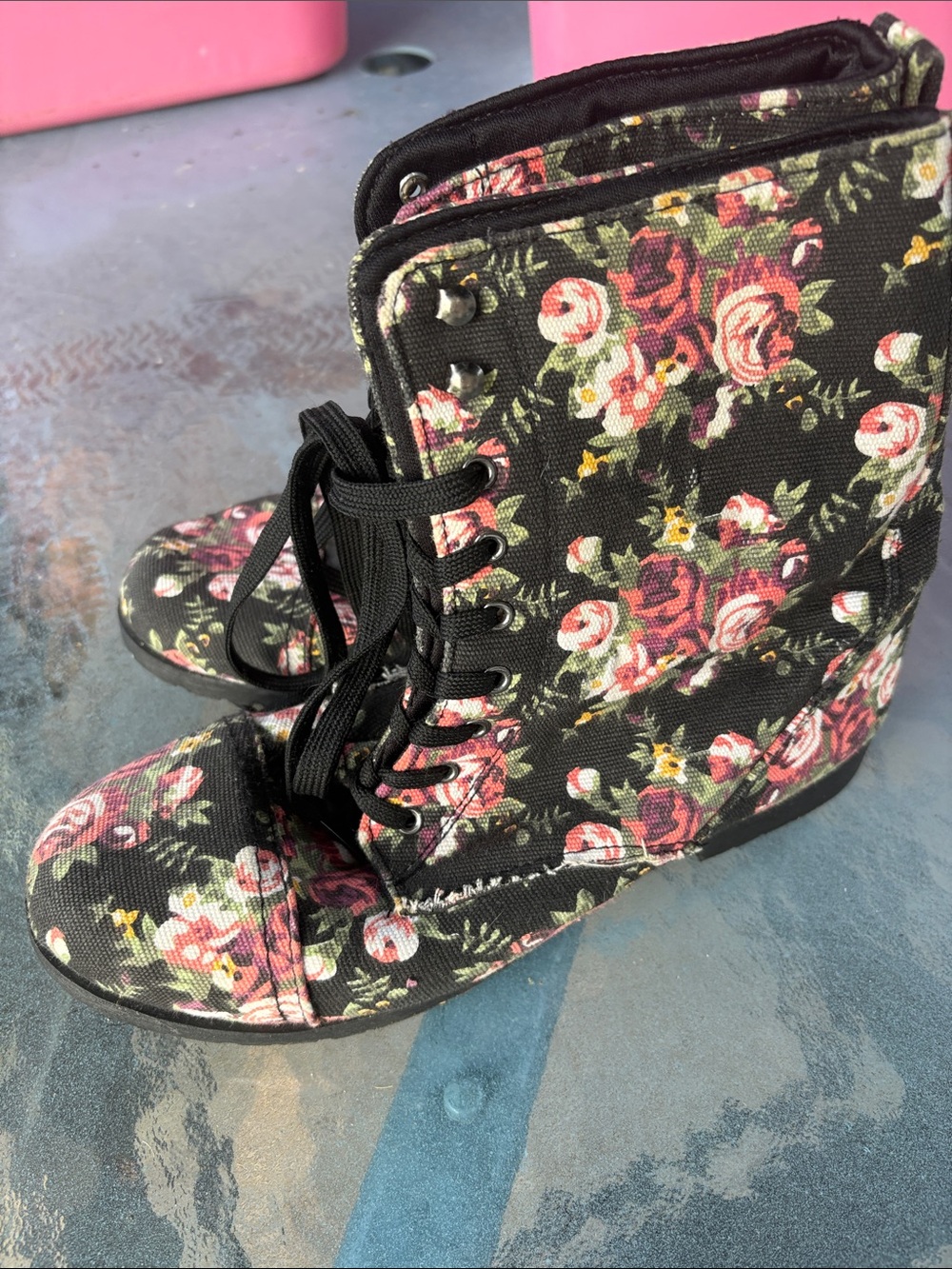 Etcetera Black Floral Lace-Up Wedge Boots with Pink Roses